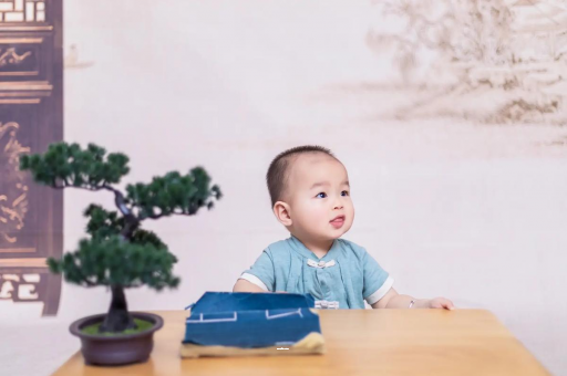 霍邱宝宝抓周必备8件物品 霍邱宝宝抓周必备8件物品