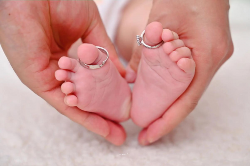 霍邱宝宝拉稀带血